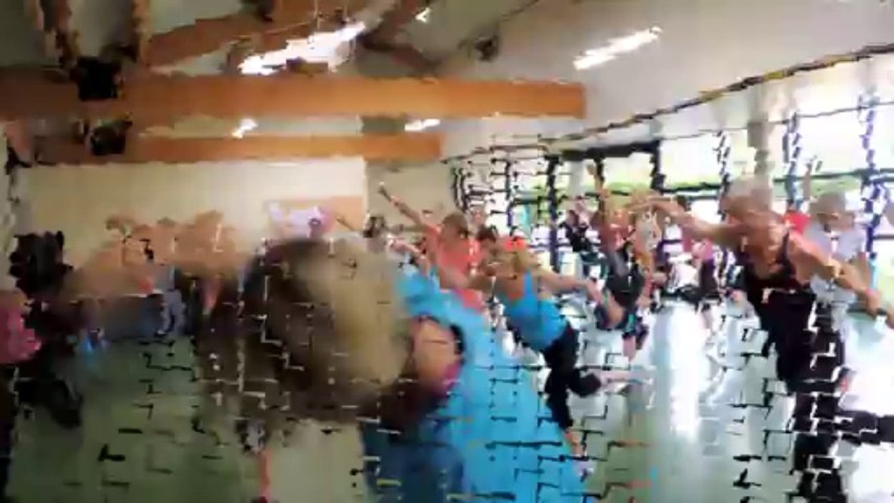 Cours de Bokwa Fitness chez Oxygène Fitness par Stéphanie Vallière