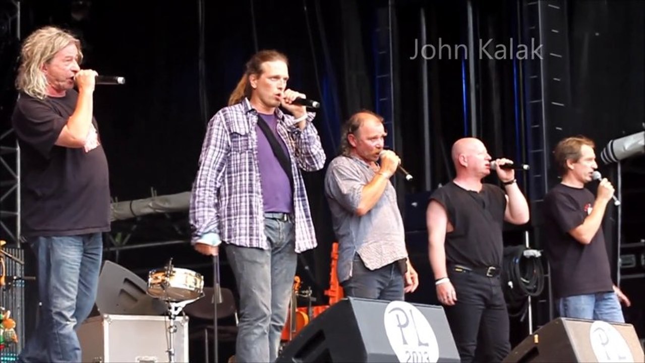Mes souliers sont rouges "John Kalak"  live@festival Paimpol 2013