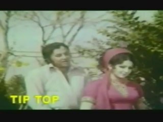 Mehdi Hassan and Mehnaz mohabbat ko tum meri manzil bana do
