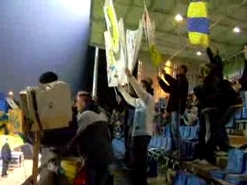 gueugnon-caen ambiance drapeau