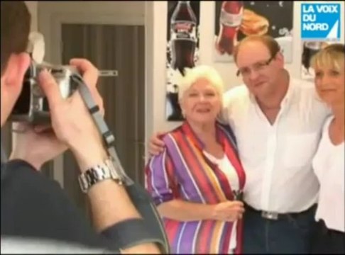 Line Renaud de retour chez elle - à Armentières (4/4)