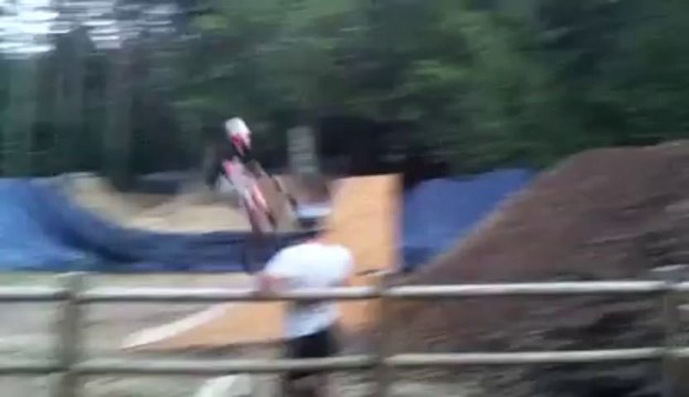 Fail in BMX. Head on the mud!!!