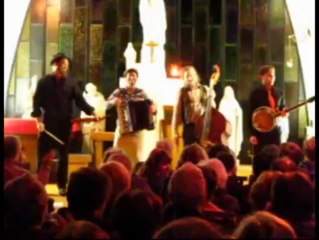 St-Pol : concert de ASA-I-VIATA dans l'église de Siracourt