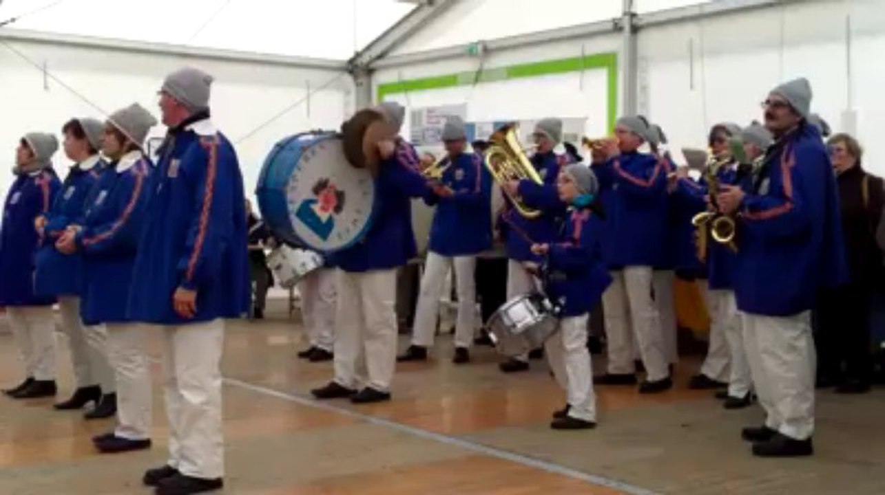 Foire de Saint-Pol : les Pères la Joie ouvrent le concours de tartes