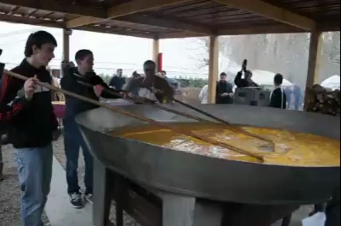 Aulnoye-Aymeries : une omelette géante au salon des saveurs