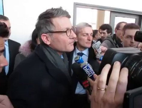 Vincent Peillon en visite au lycée Coubertin de Calais