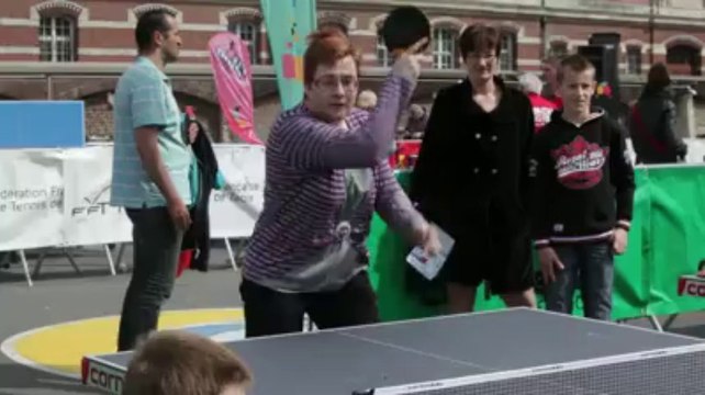 Le Mondial Ping Tour à la gare Saint-Sauveur : opération séduction pour le tennis de table