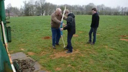 Berthen: initiation au tir à l'arc à la perche verticale