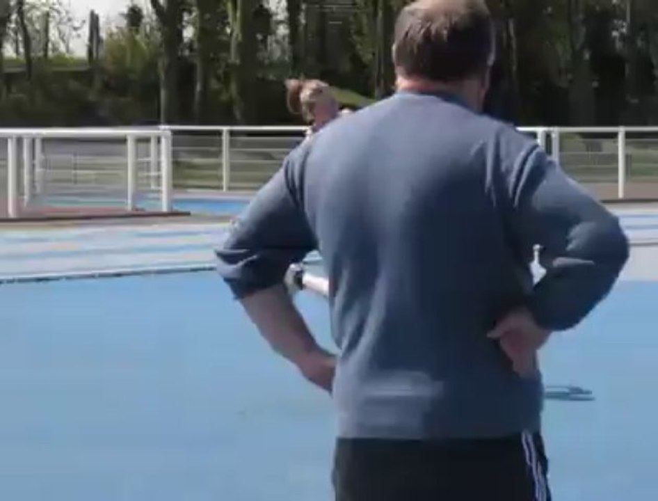 Saint-Pol : lancer de javelot au meeting d'athlétisme du 1er mai