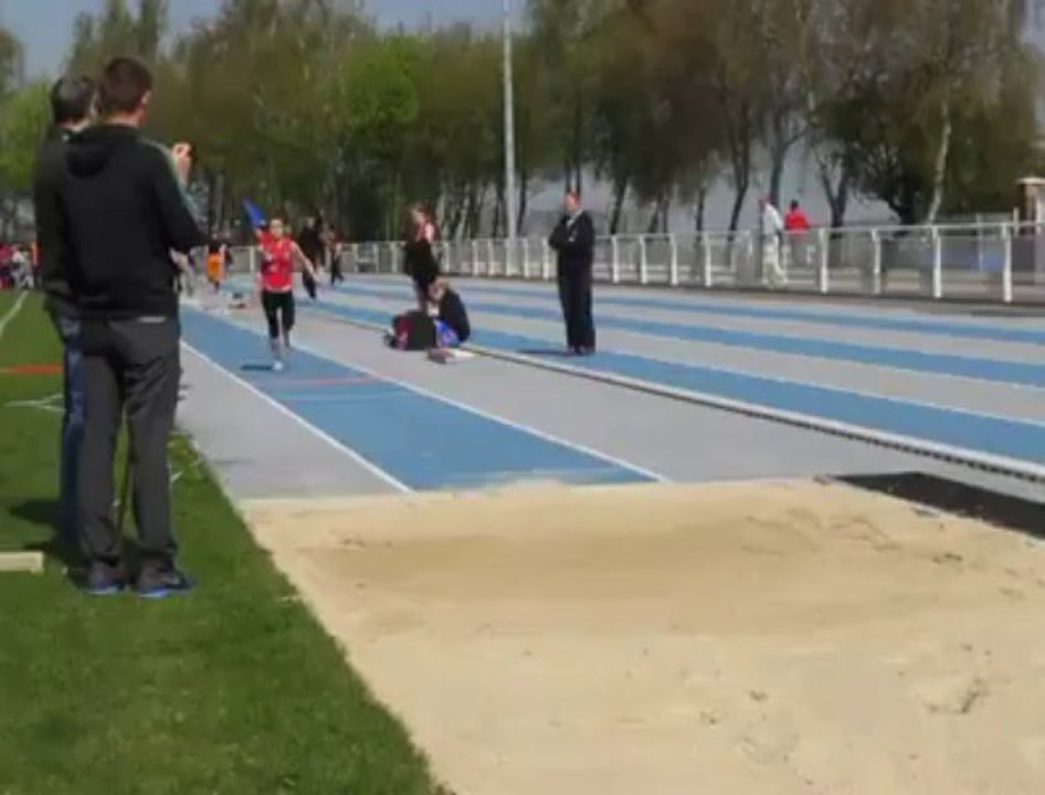 Saint-Pol : triple saut au meeting d'athlétisme du 1er mai
