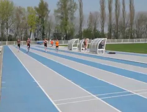 Saint-Pol : course sur piste au meeting d'athlétisme