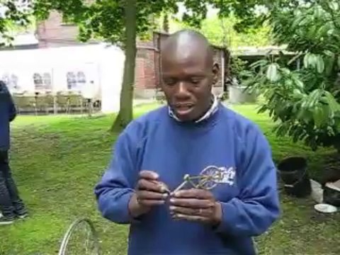 Noyelles-Godault : Entretien avec un sculpteur lors des journées métal