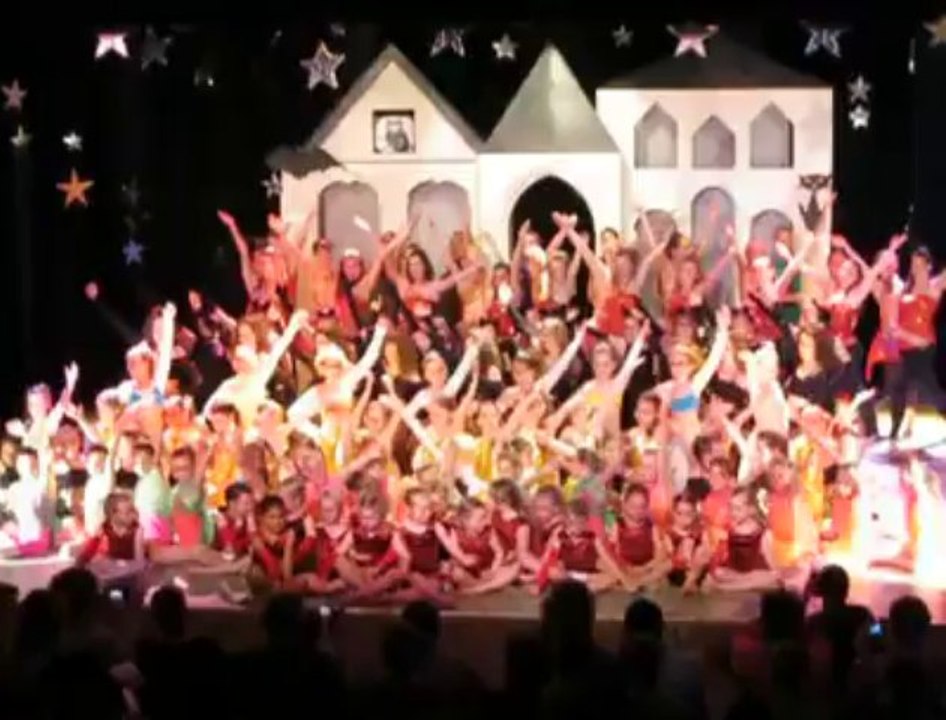 Saint-Pol : final du gala d'Academy Ballet