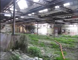 Houplines :  l’ancienne usine Vanderschooten part en fumée