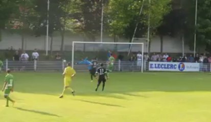 Foot (VAFC) : Gaëtan Bong en action contre Zulte-Waregem