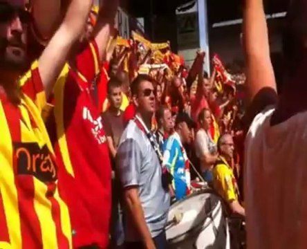 Ambiance en tribune Marek avec les supporters du RC Lens