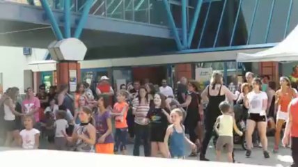 Caudry : On danse la zumba aux quartiers d'été