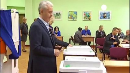 El candidato oficialista gana en Moscú entre protestas...