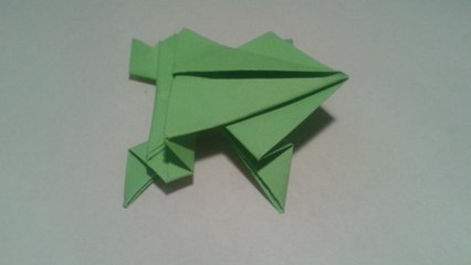 Orgami - How to make an easy jumping frog