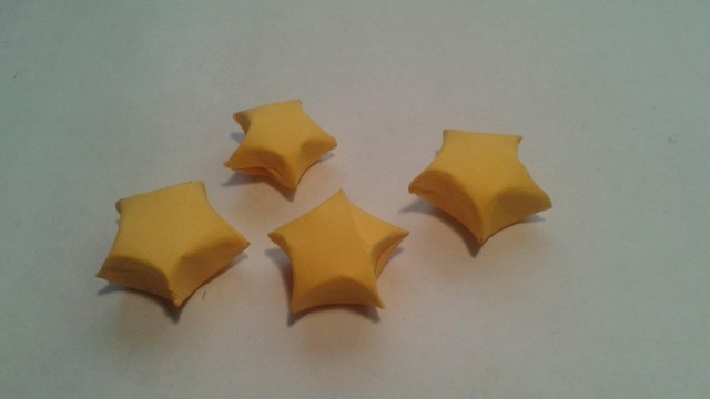 Como hacer una estrella de papel (origami lucky star)