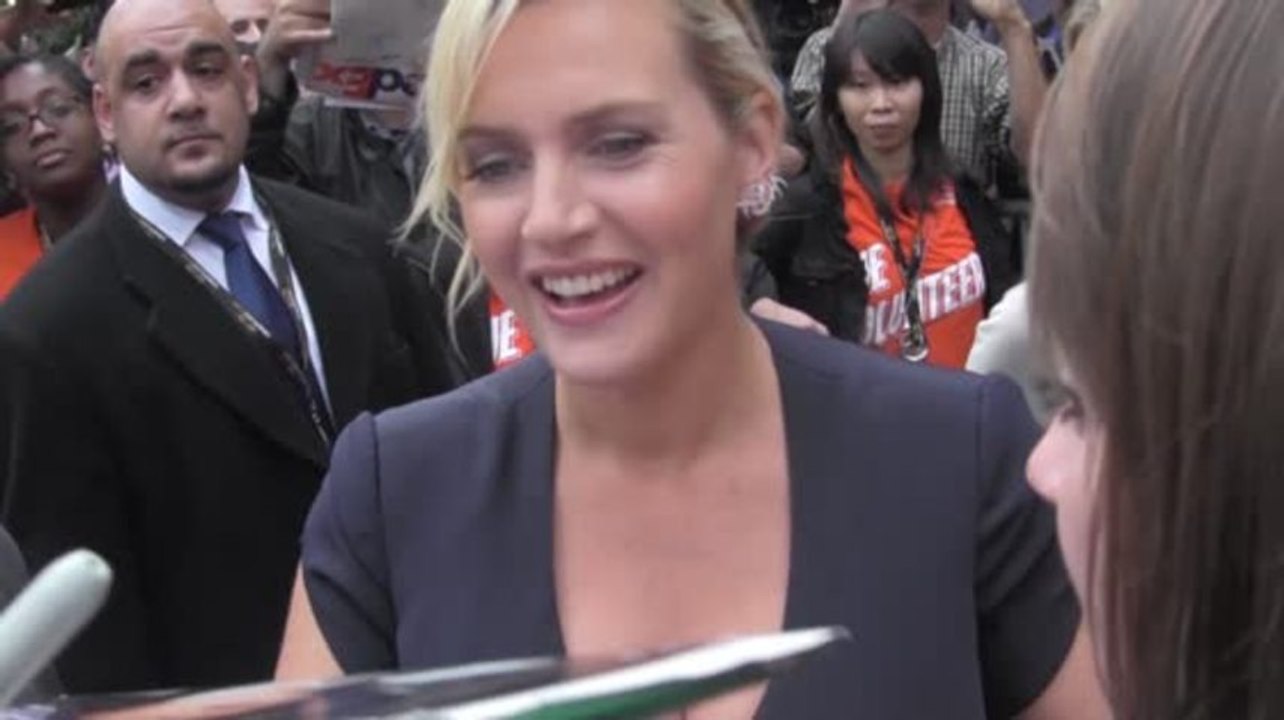 Kate Winslet Shows Off Her Baby Bump at Labor Day Premiere