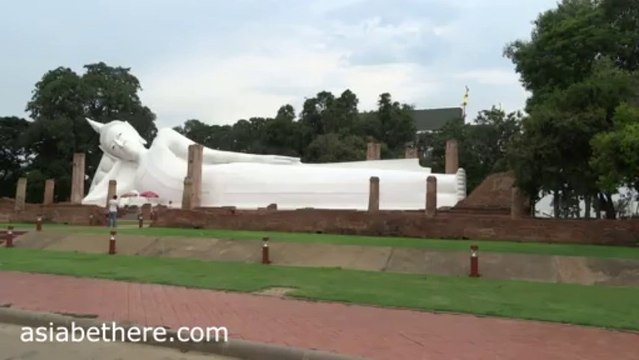 The largest and longest reclining Buddha in Thailand