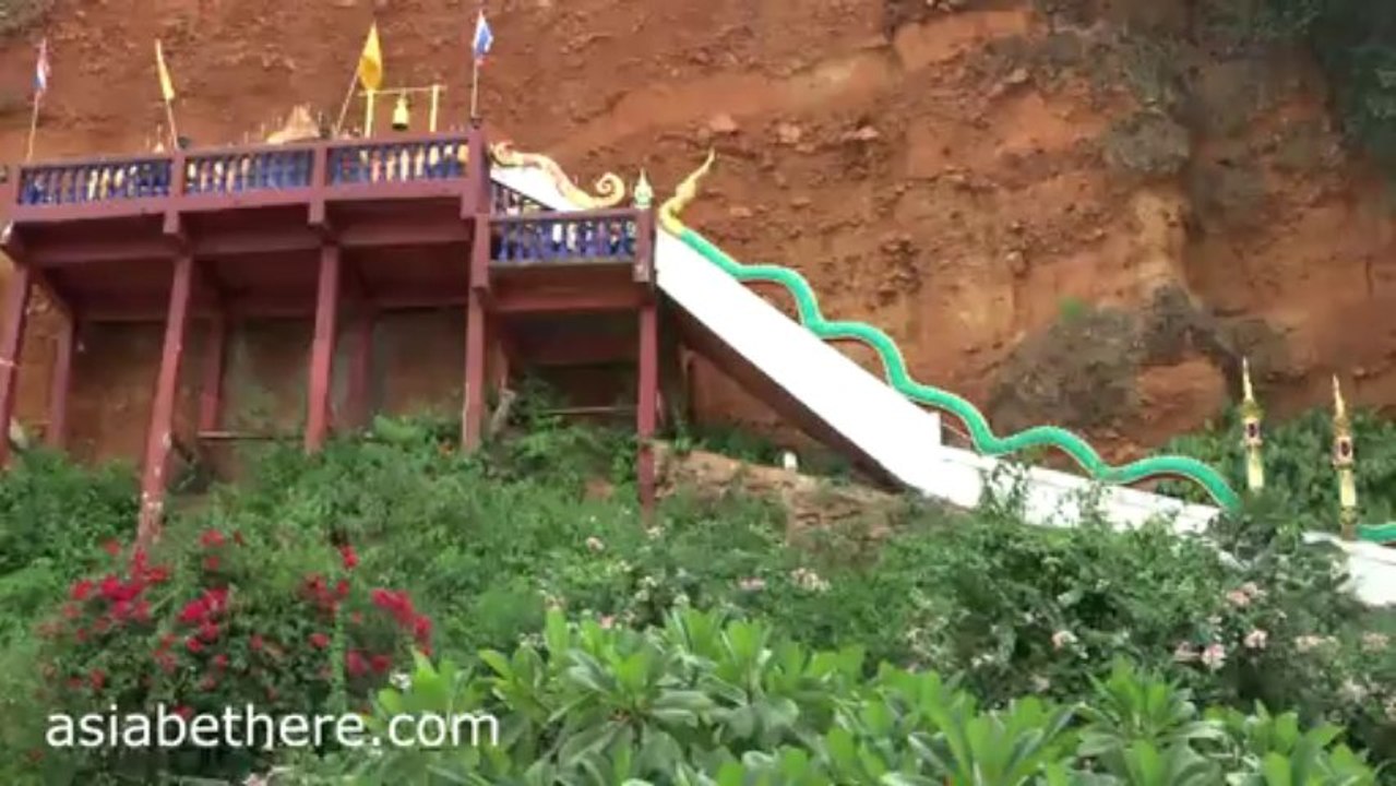 Sam Ngao Cliff Tak Thailand