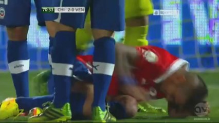 Arturo Vidal vs Venezuela 7.08.2013 HD | by Juventino2105