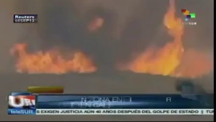 Evacuaciones de habitantes por incendio en California