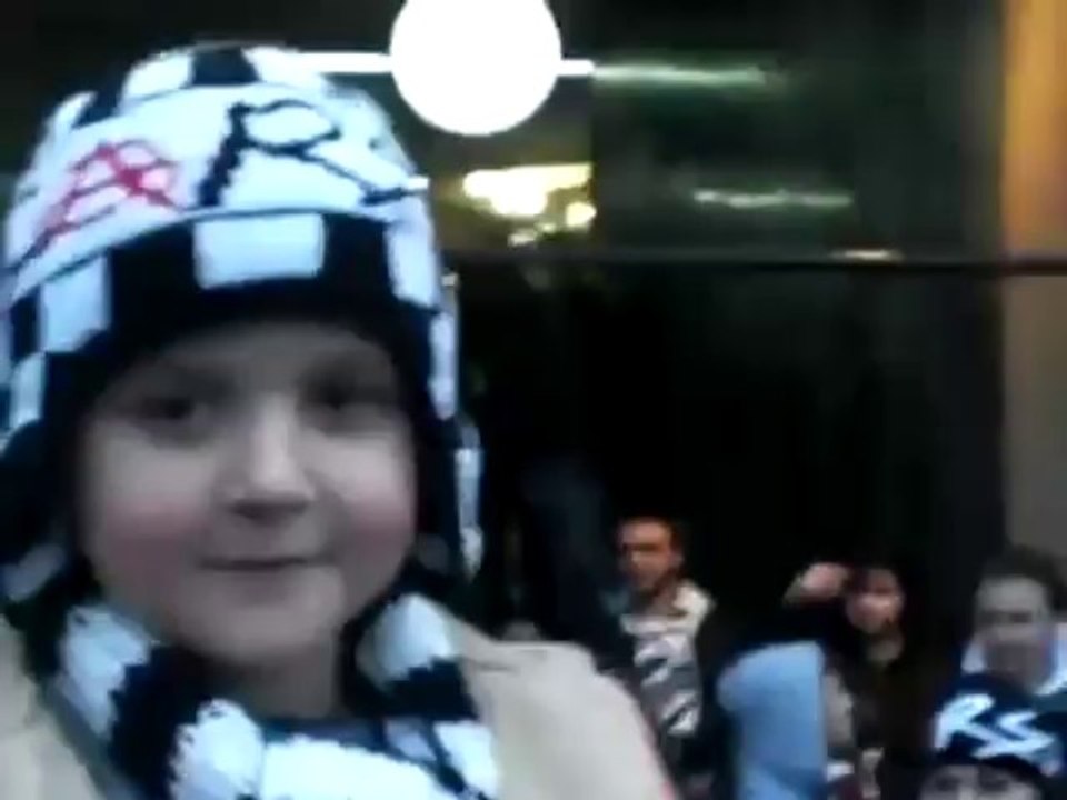 Besiktas Yavru Kartal Dün gece sevgilim aradi birden