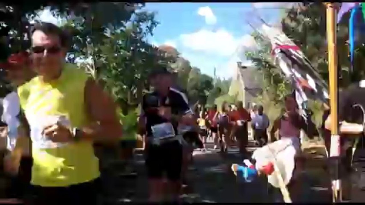 semi-marathon  international  AURAY VANNES 2013 ( reportage avec MARIO ET SON PETIT VELO