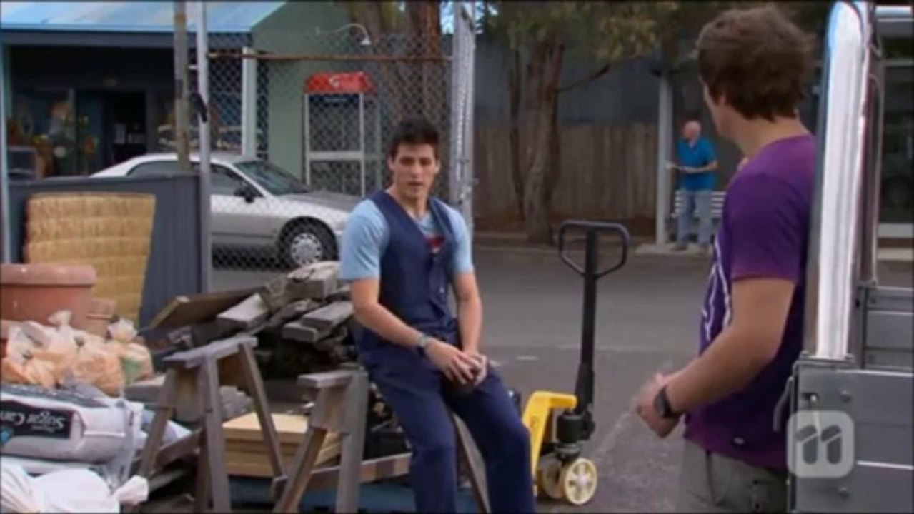 Neighbours- Chris & Ramsay St.-E166