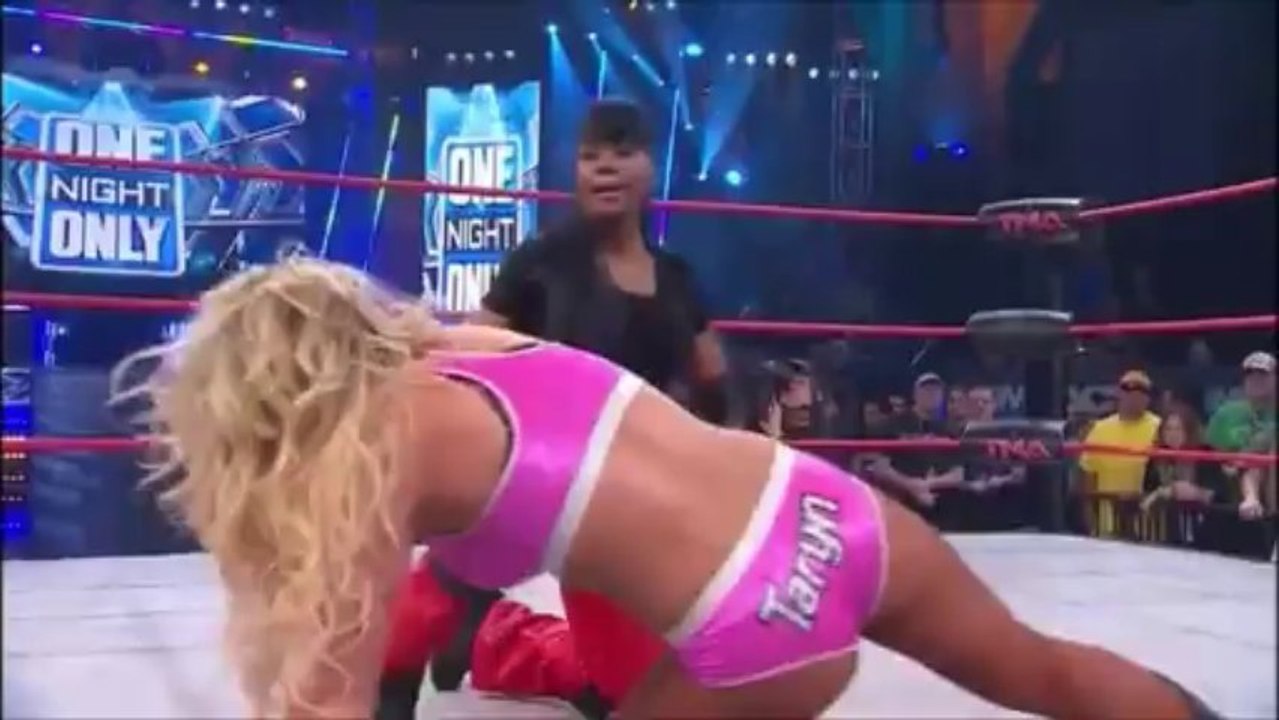 Knockouts Knockdown PPV: Jackie Moore vs Taryn Terrell