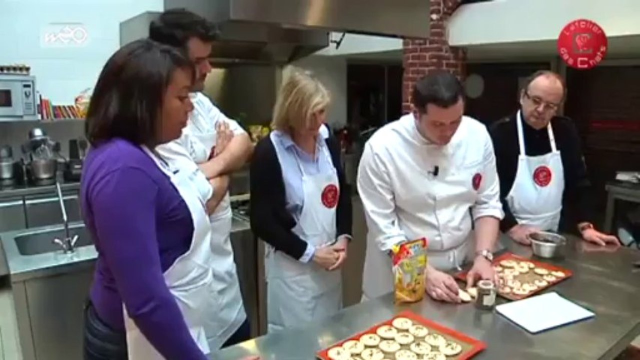 Recette de macaron au sucre cuit vanille, ganache chocolat