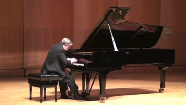 Aram Khachaturian - Toccata