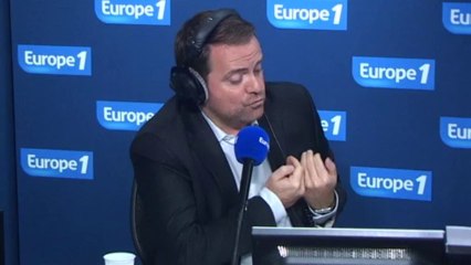 La communication des politiques pris dans la tourmente