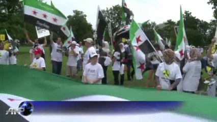 Protesters in Washington call for US to strike against Syria