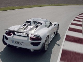 Vidéo officielle Porsche 918 Spyder de série