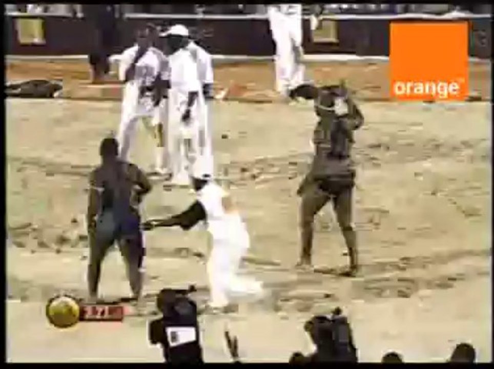 Gouygui Vs Zoss - Lutte