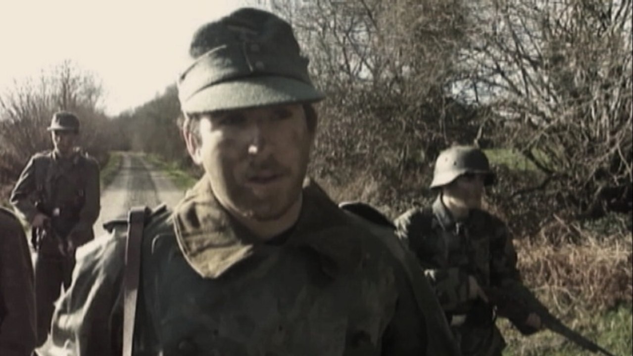 WW2 Short Video : "C'est eux ou nous" [HD] [English Subs]