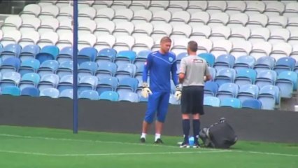 Julio Cesar peleará por el puesto en el QPR