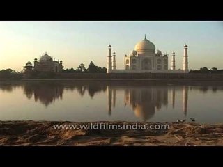 Nice establishing shot of India's most famous monument - Taj Mahal