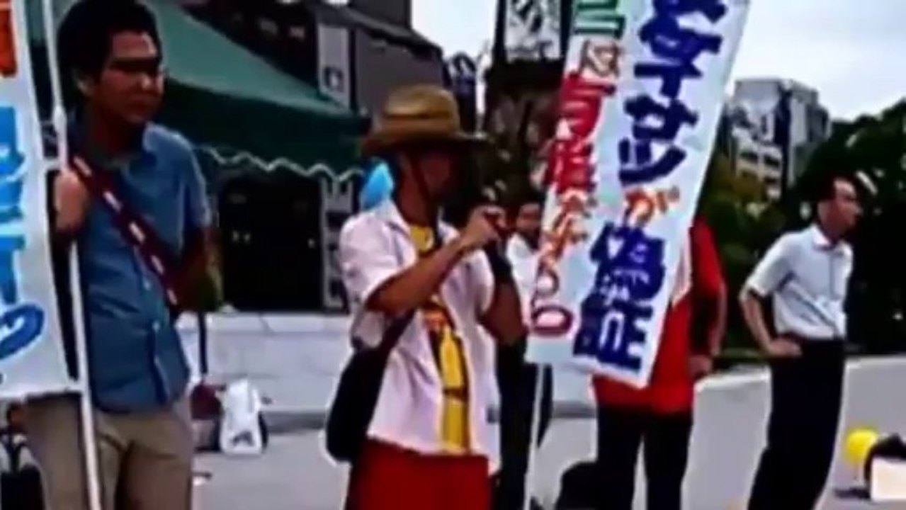 20130826《索引付》祝！関電前逮捕のＡさん無罪。転び公妨 犯罪警察糾弾デモ