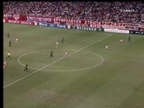OLYMPIACOS vs valencia cf GOL-MORIENTES