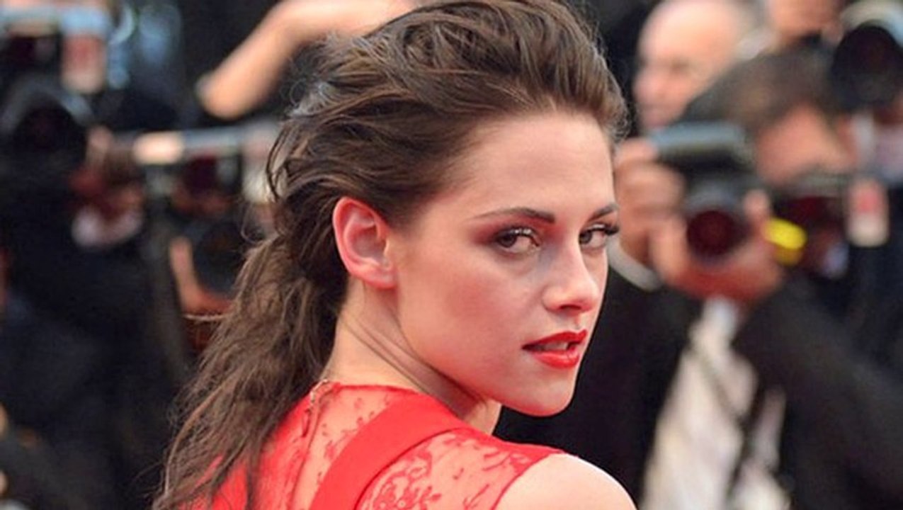Kristen Stewart Charged $500,000 For 15 Minutes Of Charity - Kristen Stewart $500k Hurricane Sandy Event
