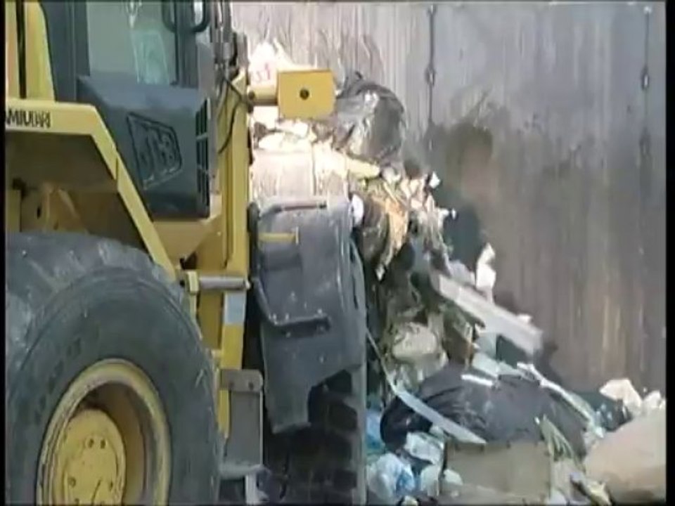 TG 10.09.13 Discarica "Martucci" di Conversano, periti al lavoro