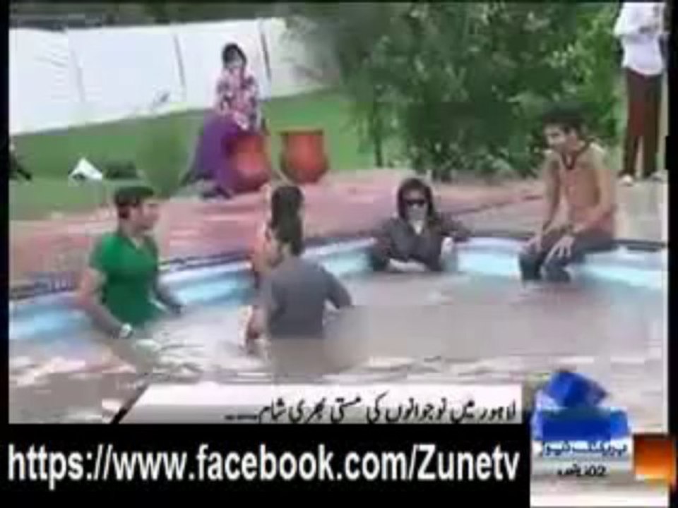 A mud party in Lahore - Just some Boys & Girls Chilling Zunepk.Com