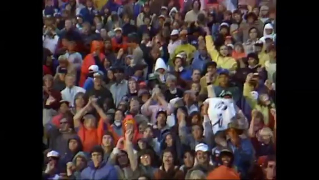 U2 live - Out Control ( Red Rocks 1983 )