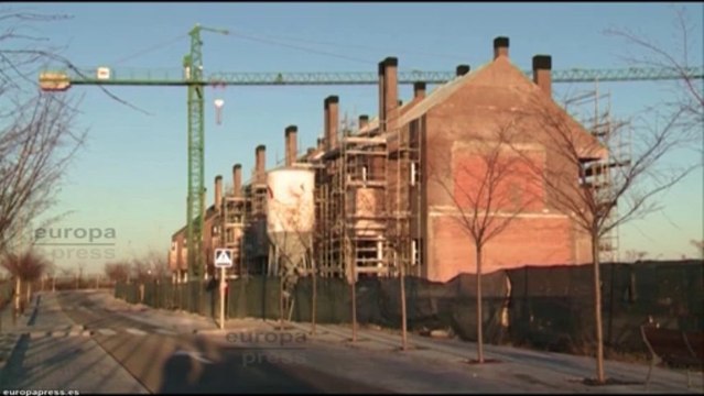 La compraventa de vivienda modera su caída en julio