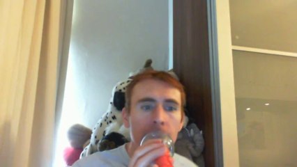 Wiwi égratigne "you'll always find me in the kitchen at parties" de Jona Lewie